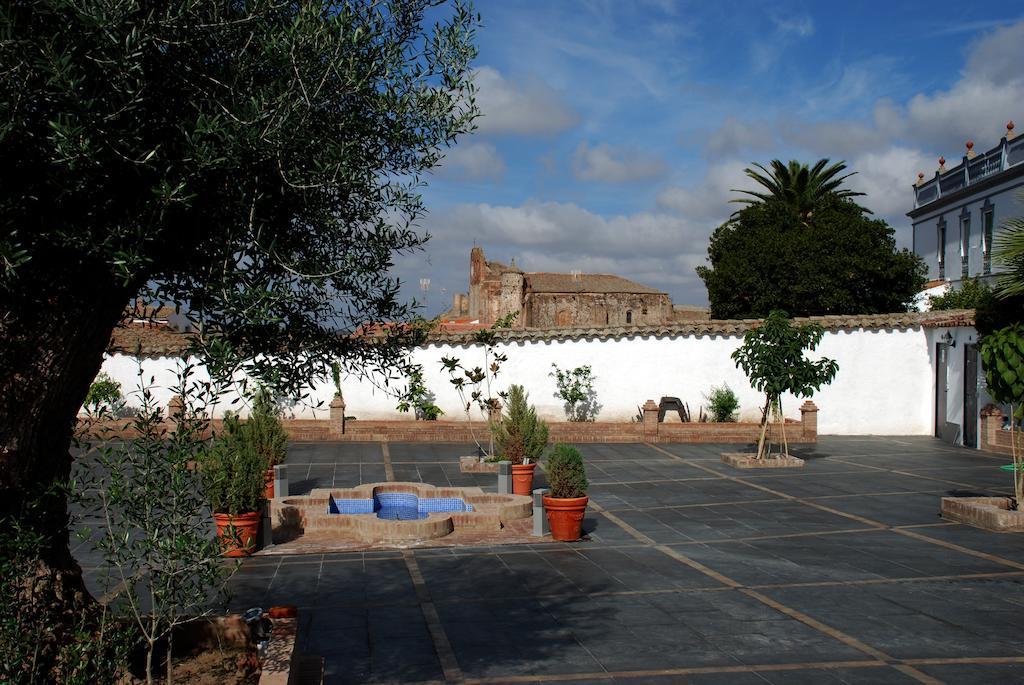 El Aguila Montemolín